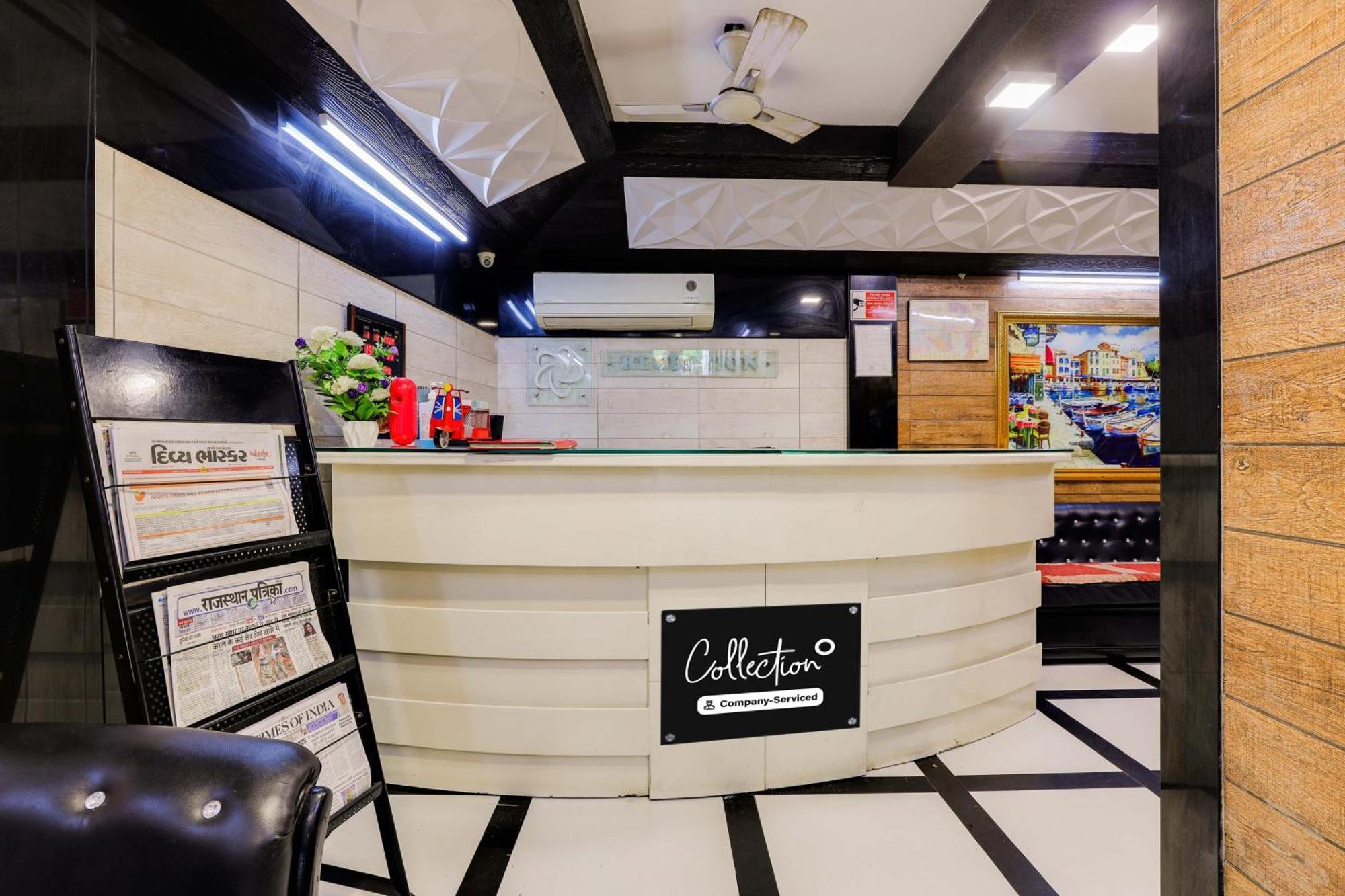 Super Collection O Ashram Road Near Sardar Bridge Formerly Hotel Apple Inn Αχμπανταμπάντ Εξωτερικό φωτογραφία